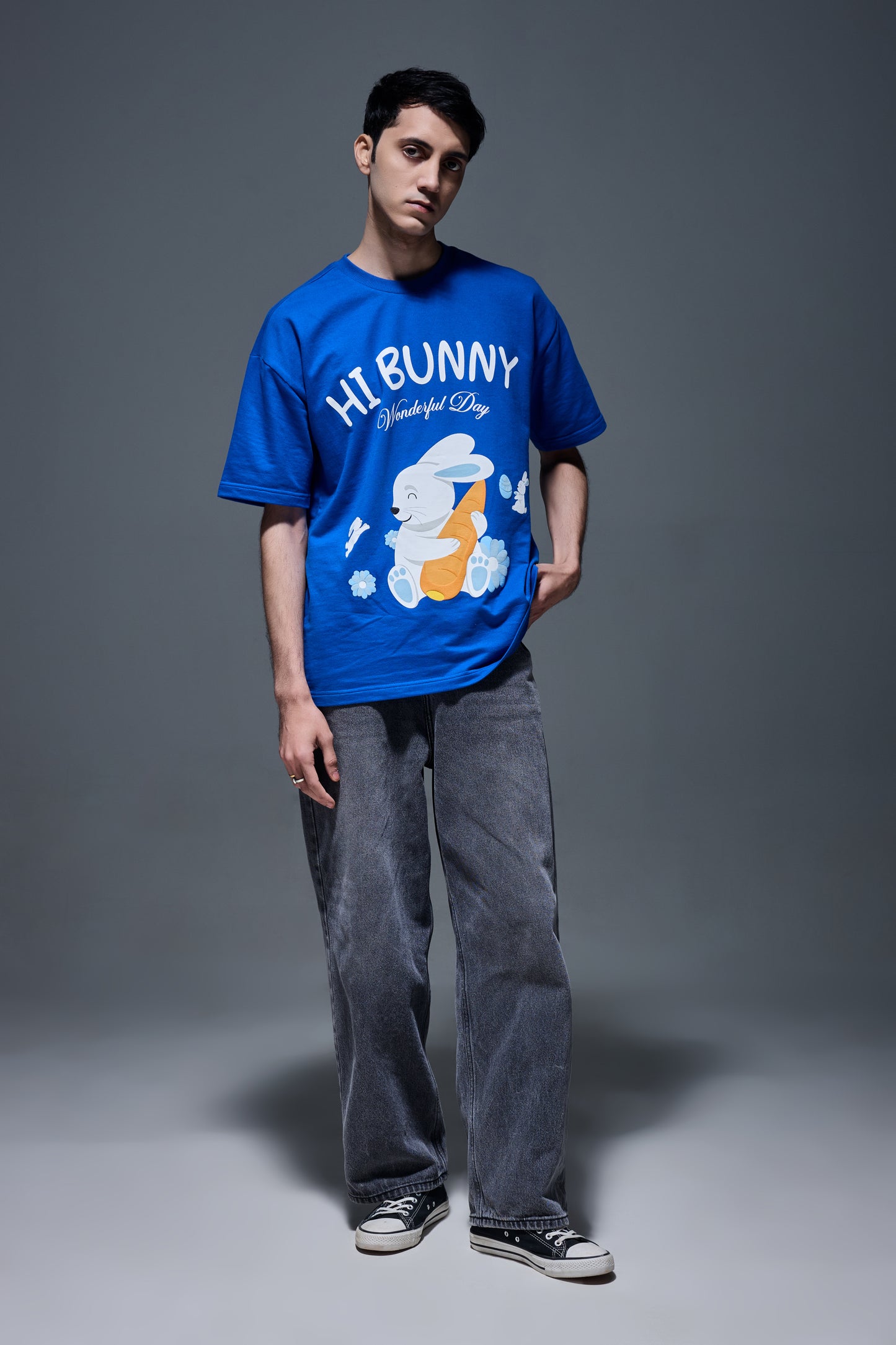 BLUE SOFT HARE TEE (unisex)
